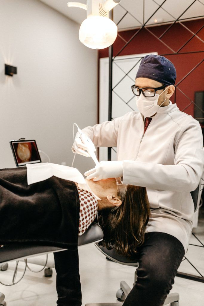 Root canal dental procedure